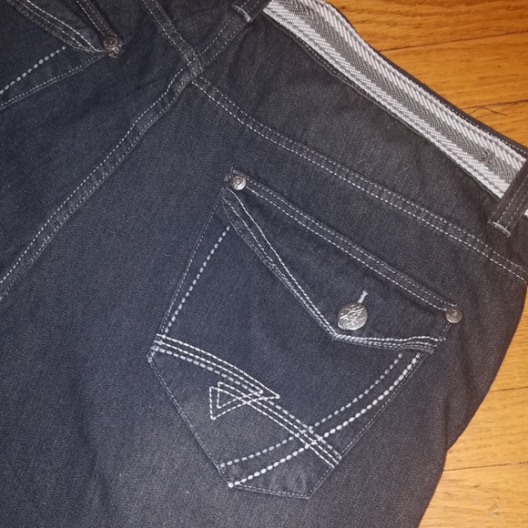 Jinzu Dark Wash Jean Denim Shorts | 42" - Picture 3 of 3